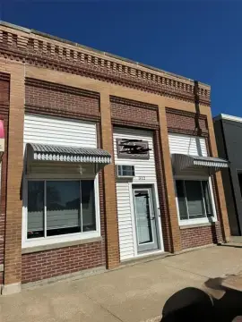 Mixed-Use Property in Urbana, Iowa