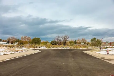 Montrose Multifamily Development Opportunity