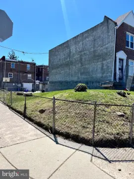 Vacant Lot in West Oak
