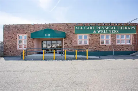 Commercial Space in Baldwin, NY