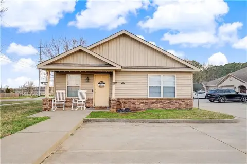 Bentonville Investment Opportunity: Two Condos