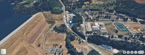 Commercial Land with Public Utilities