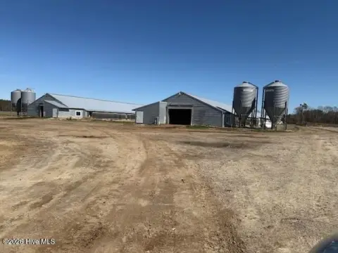 Operational Poultry Farm with Four Houses