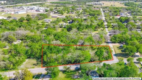 Residential Land in Corsicana, TX