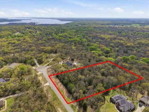 Wooded Homesite in Cedar Oaks