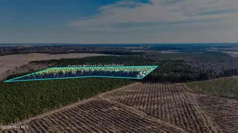 Hertford Land: Private Retreat Awaits