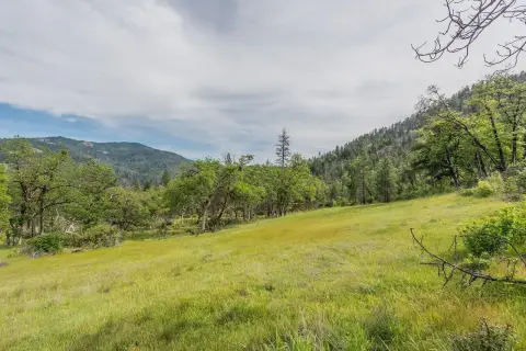 Land with Trinity River Views