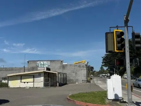 High-Frontage Retail Site