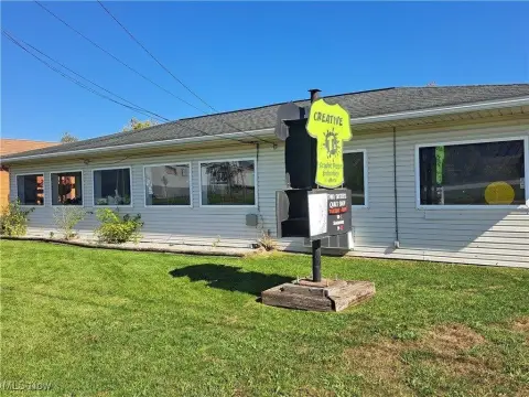Byesville Commercial Building and Land