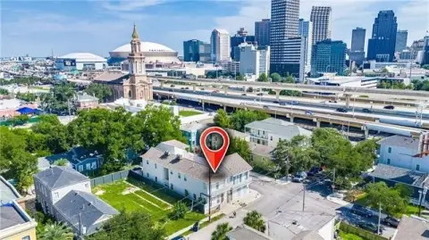 Renovated Six-Unit Compound, Gated Parking