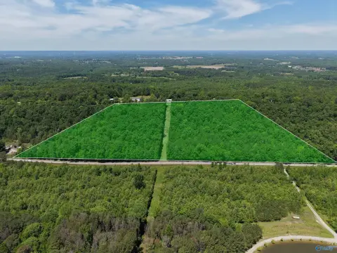 Unrestricted 17-Acre Land Tract