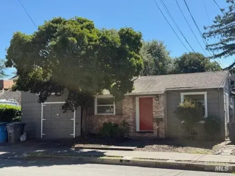 Craftsman Triplex with Private Studio
