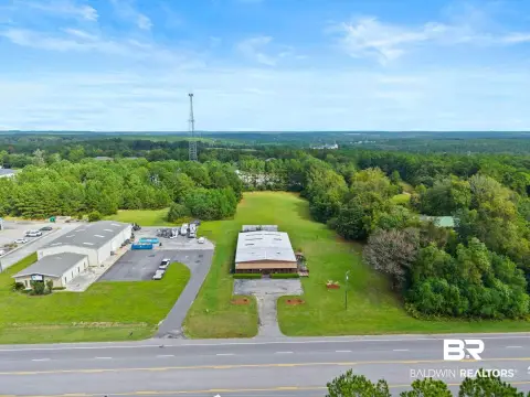 Flex Building with Highway Frontage
