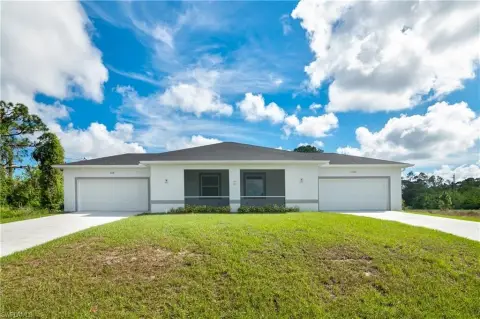 Lehigh Acres Duplex with Garages