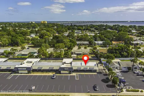 Mixed-Use Plaza with US-1 Frontage