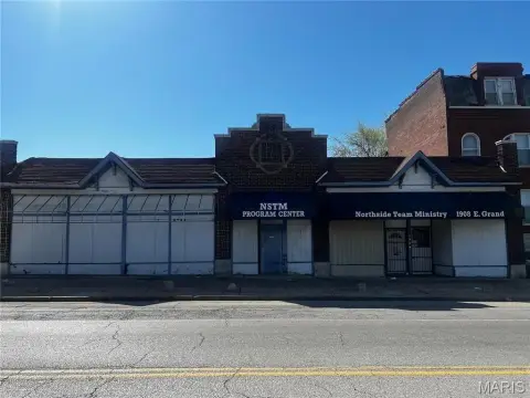 Commercial Land with Vacant Building