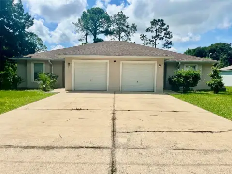 Duplex with Private Outdoor Space
