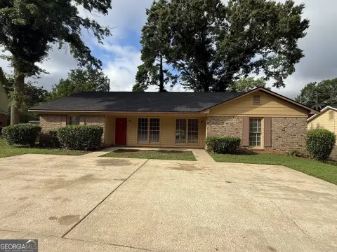 Vacant Duplex with Private Backyards
