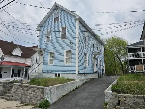 Sanford Duplex: Investment Opportunity