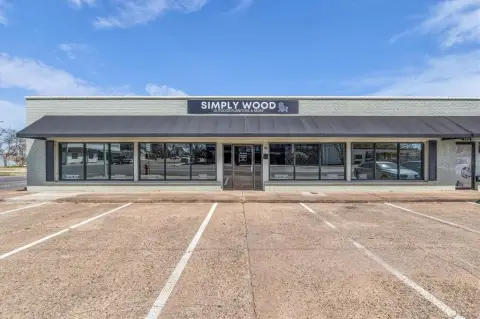 Downtown McGregor Commercial Space Available