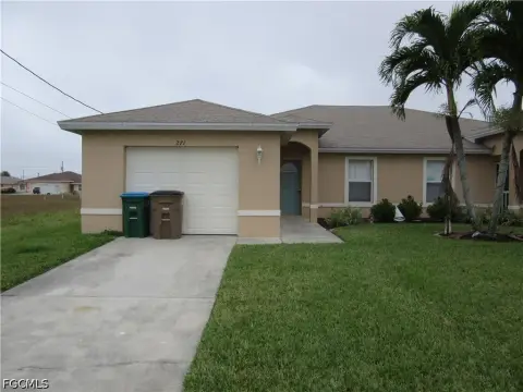 Single-Family Home with Screened Lanai