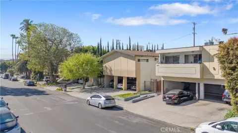 9-Unit Apartment Building