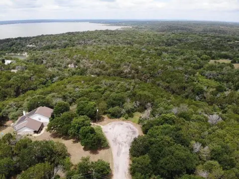 Land in White Bluff Resort