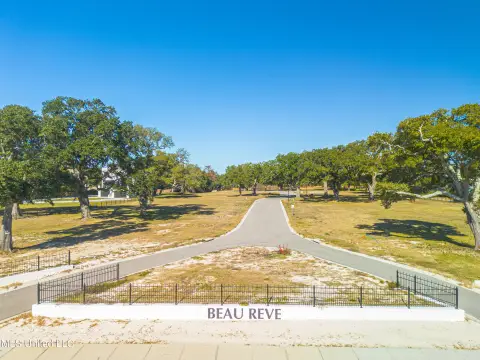 Residential Homesite in Gated Community