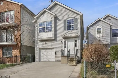 Two-Story Duplex with Flexible Layout