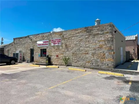 Retail Liquor Storefront