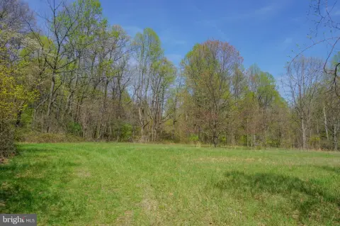 MERTZTOWN Land with Hilltop Views