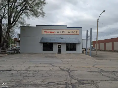 Commercial Building with Sales Floor