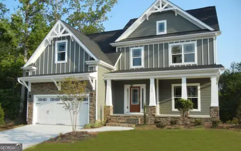 Residential Lot in Growing Tucker