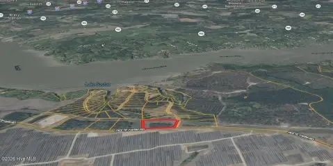 Spacious Land in Macon, NC