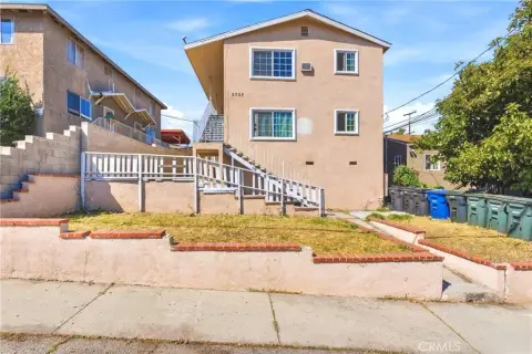 Los Angeles Quadruplex Investment Opportunity