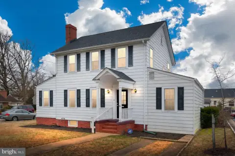 Refreshed Office Units with Private Parking