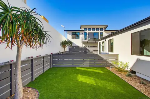 San Diego Multifamily Compound