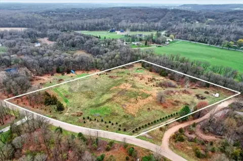 7.5 Acre Parcel Near Thornapple River