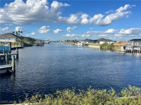 Waterfront Lot in Cape Coral