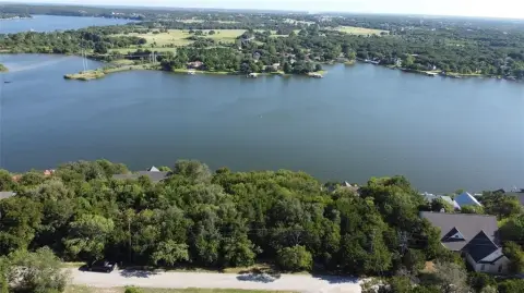 Lake View Land in Granbury