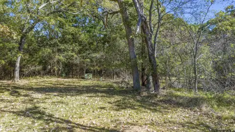 Residential Lot in Quiet Cul-de-Sac
