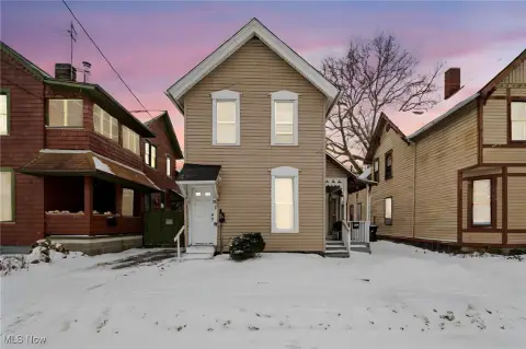 Tremont Duplex with Income Potential