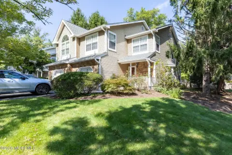 Renovated Duplex with Fireplace