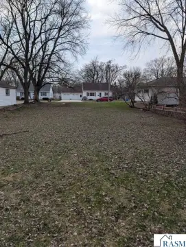 Buildable Lot in North Mankato