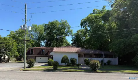 Mixed-Use Property in Gadsden, AL