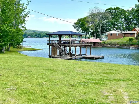 Weiss Lake Waterfront Buildable Lot