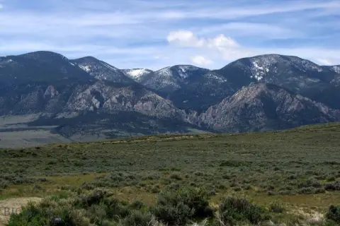 Land Near Beartooth Mountains