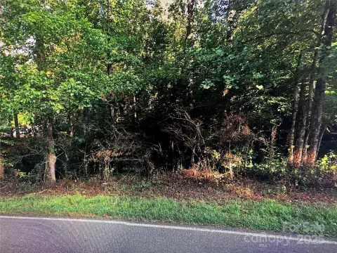 Lenoir, NC One Acre Lot