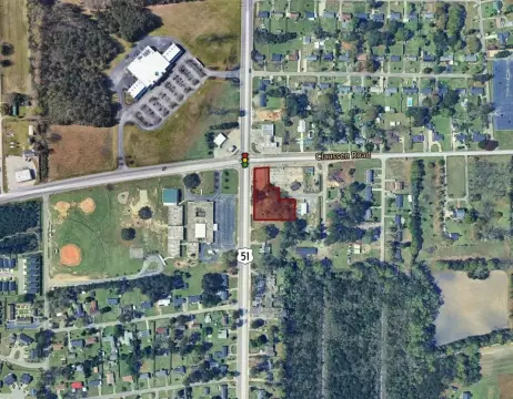 Signalized-Intersection Commercial Land