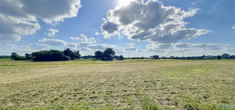 Two Acres in East Limestone